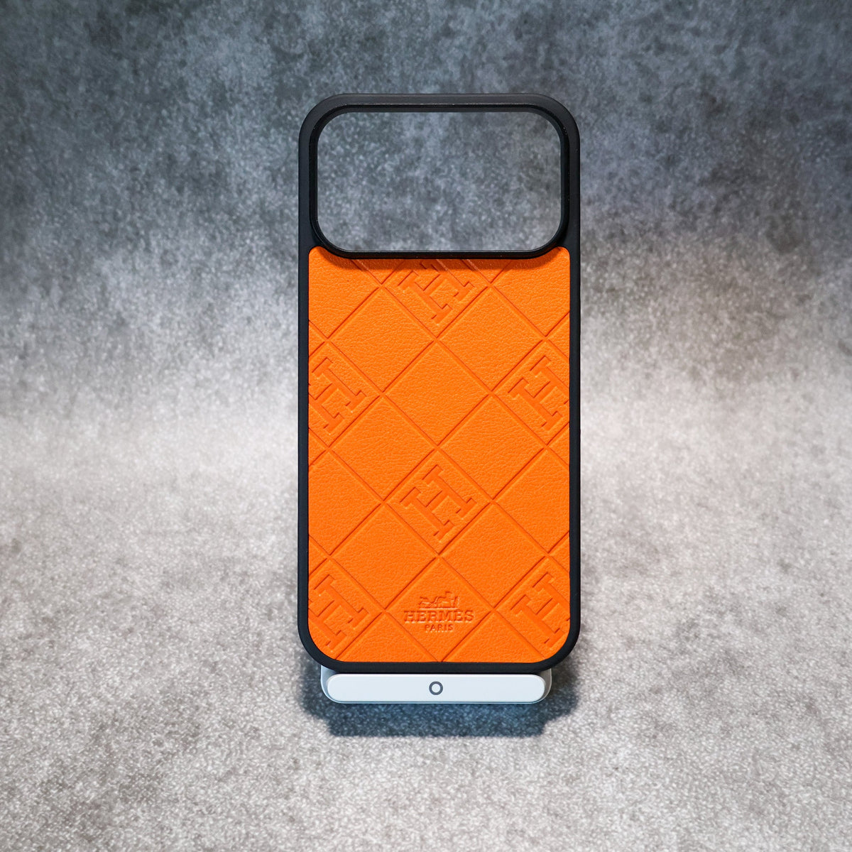Stamped Leather H Iphone Case For 17 Series