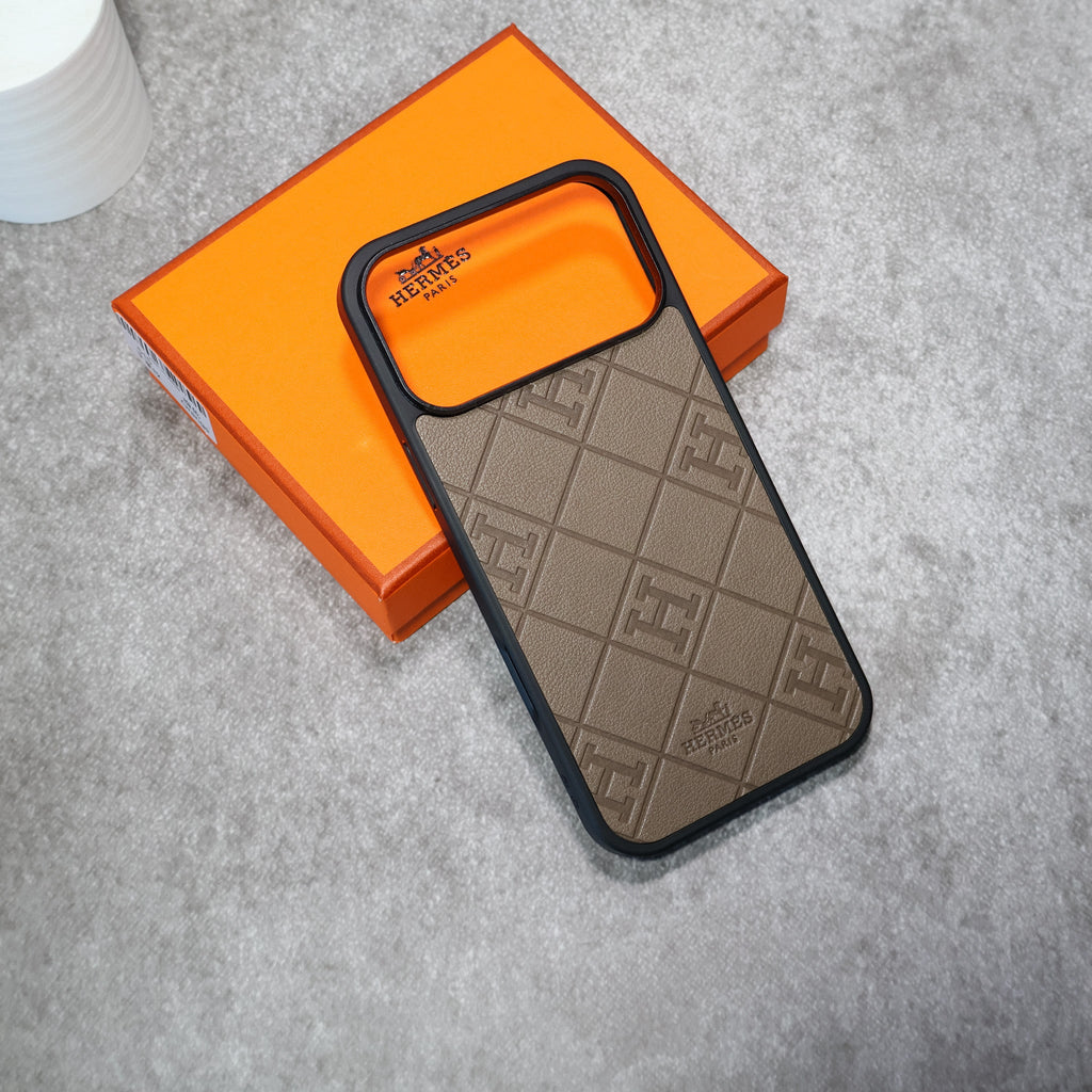 Stamped Leather H Iphone Case For 17 Series